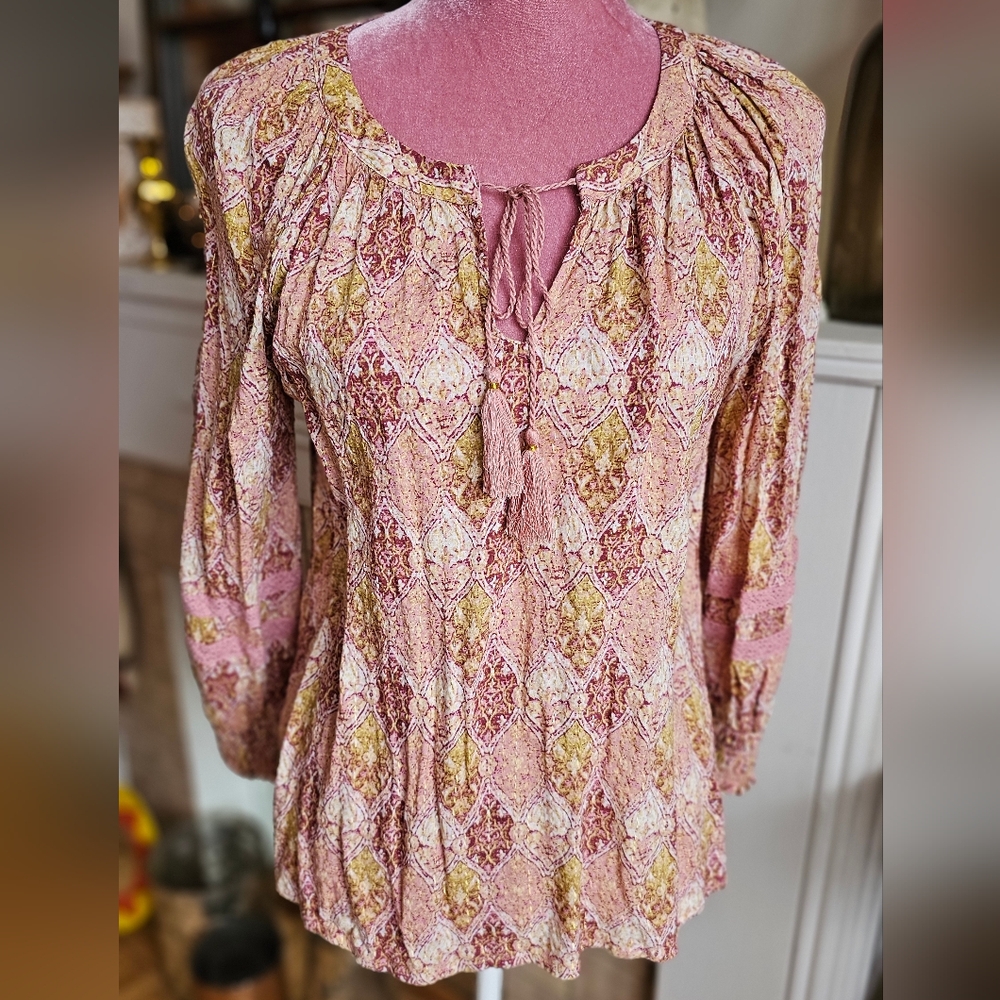 Jane + Delancey Boho Tunic Stule Blouse. Size Small.